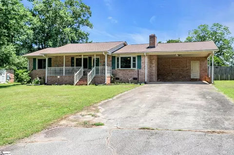 18 Konnarock Cir, Greenville, SC 29617