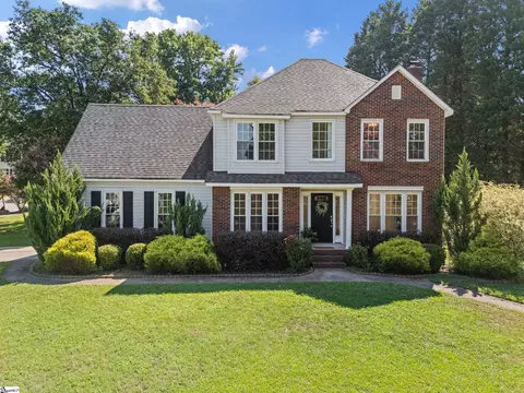 2 Wieuca Ct, Greenville, SC 29609