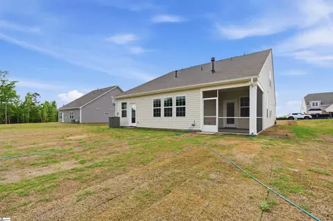 Exterior - 425 Adhurst Dr, Enoree, SC 29335 photo 4 of 7