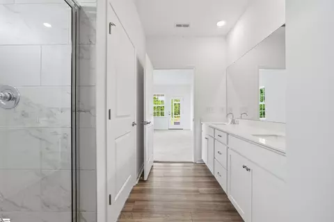 Entry Way - 425 Adhurst Dr, Enoree, SC 29335 photo 2 of 5