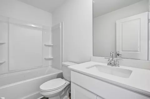 Bath - 425 Adhurst Dr, Enoree, SC 29335 photo 1 of 1