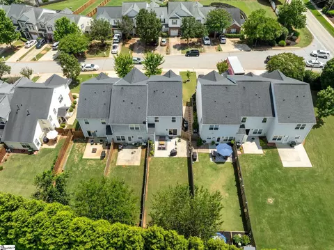 View/Area - 830 Chartwell Dr, Greer, SC 29650 photo 2 of 3