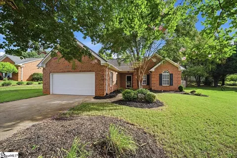 Exterior - 529 Fox Hurst Ct, Moore, SC 29369 photo 12 of 13