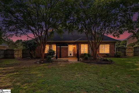 Exterior - 529 Fox Hurst Ct, Moore, SC 29369 photo 6 of 13