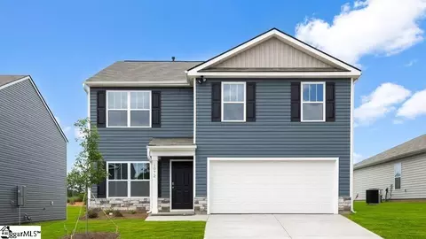 1072 Gagmon Dr, Wellford, SC 29385