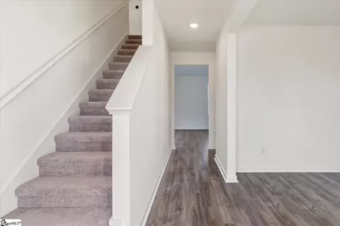 Entry Way - 123 Russet Rd, Union, SC 29379 photo 1 of 6