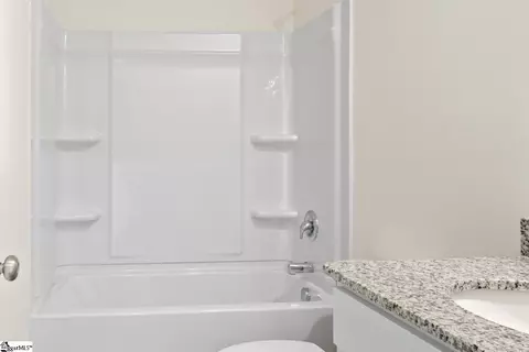 Bath - 123 Russet Rd, Union, SC 29379 photo 2 of 2