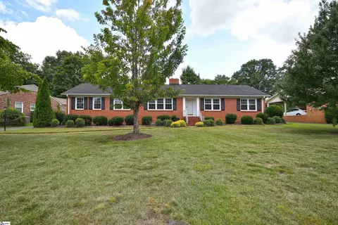19 Spring Forest Rd, Greenville, SC 29615