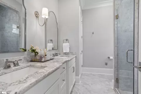 Bath - 4988 Jordan Rd, Greer, SC 29651 photo 5 of 5