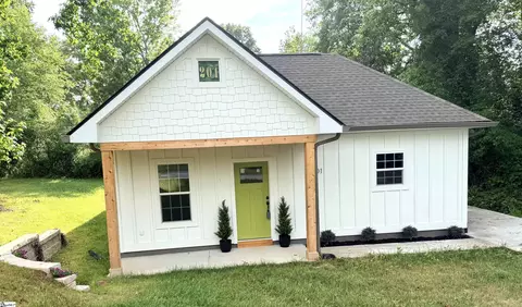201 Stratford Rd, Greenville, SC 29605