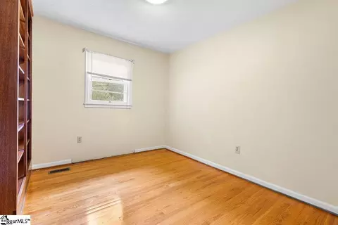 Bedroom - 100 Spring St, Easley, SC 29640 photo 1 of 6