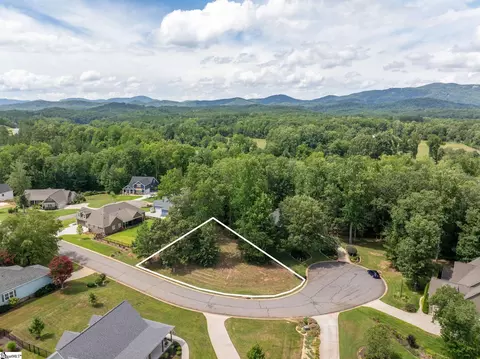211 Lord Byron Dr, Travelers Rest, SC 29690