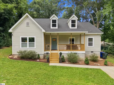 13 Pasadena Ave, Greenville, SC 29605