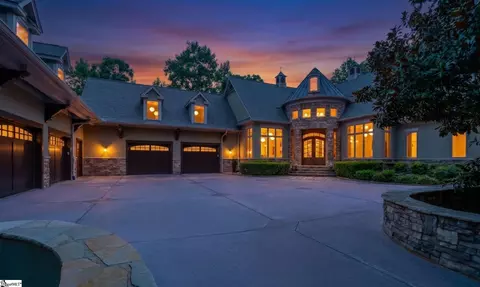 505 Woodlake Way, Travelers Rest, SC 29690