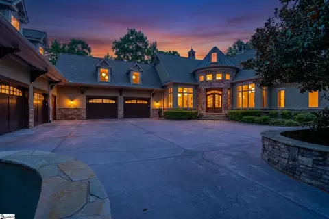 505 Woodlake Way, Travelers Rest, SC 29690