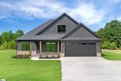 19 Burns Rd, Travelers Rest, SC 29690