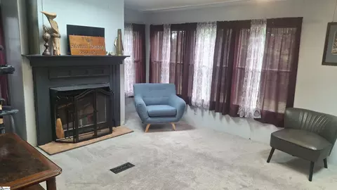 Living - 8 Preakness Ct, Greer, SC 29651 photo 1 of 1