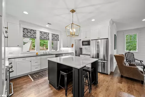 Kitchen - 129 Burwood Ct, Sunset, SC 29685 photo 4 of 4