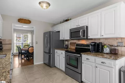 Kitchen - 438 Chamber Ln, Moore, SC 29369 photo 1 of 3