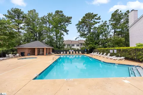 Exterior - 438 Chamber Ln, Moore, SC 29369 photo 9 of 10