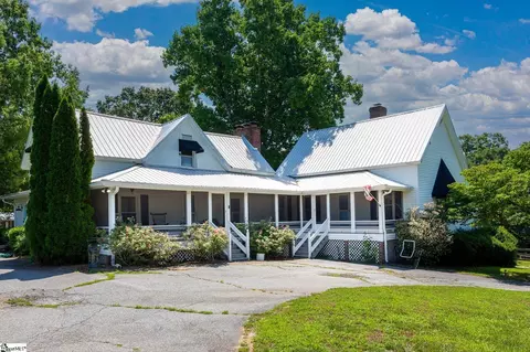 1124 Tugaloo Rd, Landrum, SC 29356