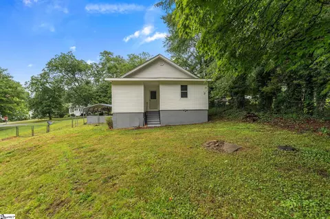 Exterior - 305 Glazner St, Easley, SC 29640 photo 4 of 5