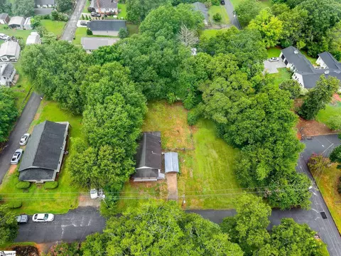 View/Area - 305 Glazner St, Easley, SC 29640 photo 2 of 4