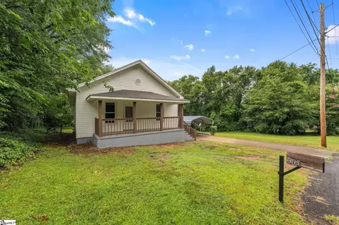 Exterior - 305 Glazner St, Easley, SC 29640 photo 1 of 5