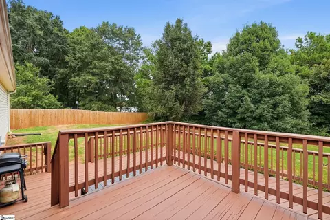 Exterior - 258 Hallmark Cir, Easley, SC 29640 photo 5 of 11