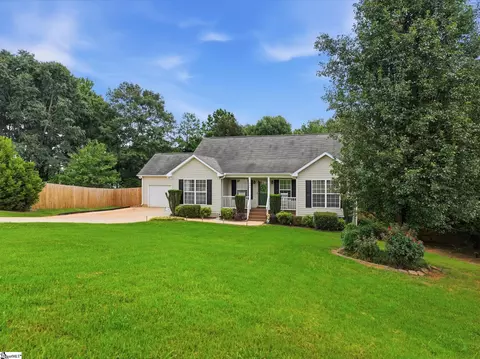 Exterior - 258 Hallmark Cir, Easley, SC 29640 photo 3 of 11