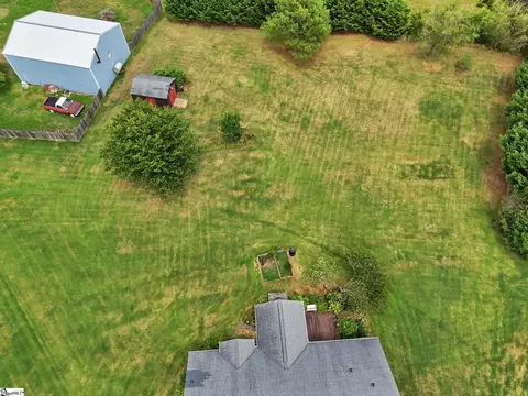 View/Area - 8 Gladwin Ct, Greer, SC 29651 photo 2 of 3