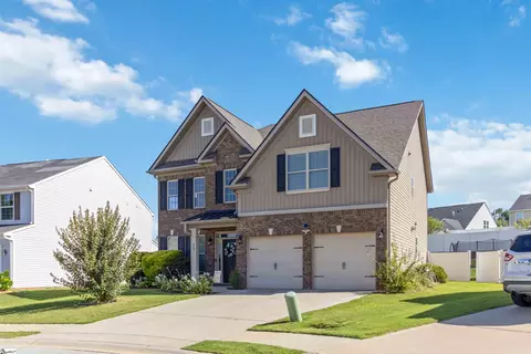 Exterior - 909 Deephallow Pl, Greer, SC 29651 photo 2 of 8