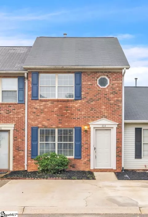 404 W Townes Ct, Spartanburg, SC 29301