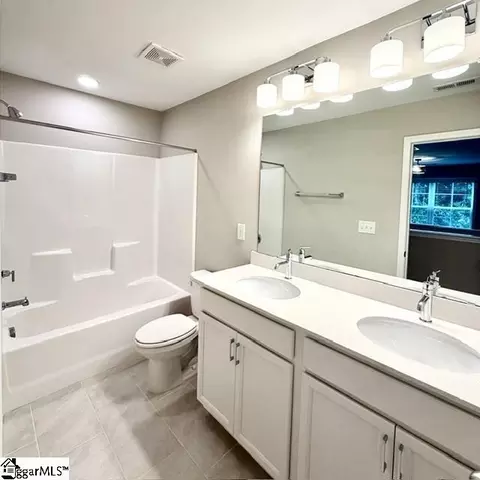 Bath - 214 Mint Julep Ct, Greer, SC 29651 photo 2 of 4