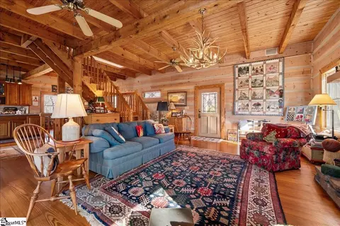 Living - 512 Doe Run, Pickens, SC 29671 photo 1 of 2