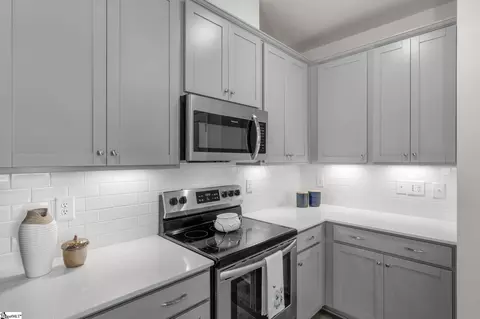 Kitchen - 432 Bee Cove Way, Pendleton, SC 29670 photo 2 of 3