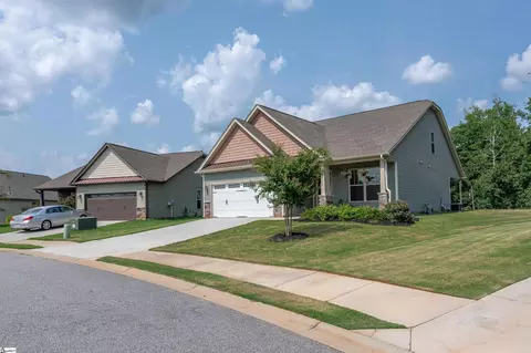 307 Barnhill Ct, Greenville, SC 29617