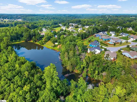 View/Area - 112 Rustcraft Dr, Greer, SC 29651 photo 7 of 7