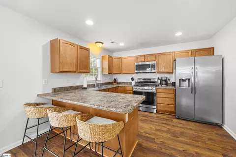 Kitchen - 112 Rustcraft Dr, Greer, SC 29651 photo 1 of 2