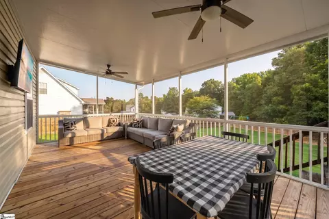 Exterior - 112 Rustcraft Dr, Greer, SC 29651 photo 3 of 5