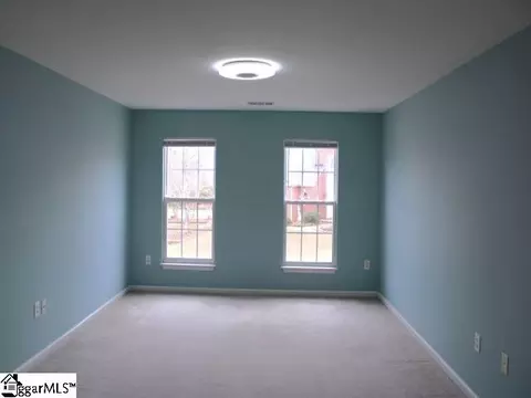 Bedroom - 255 Highgate Cir, Greer, SC 29650 photo 1 of 4