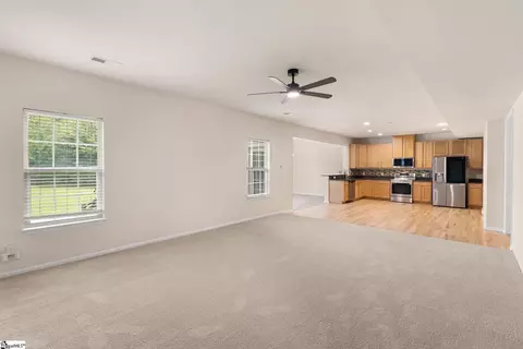 Living - 205 Lily Ct, Easley, SC 29642 photo 5 of 6