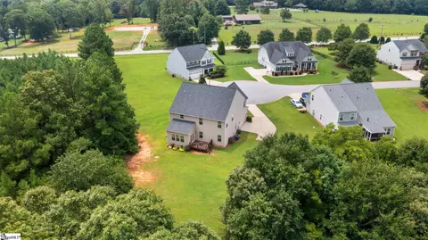 View/Area - 205 Lily Ct, Easley, SC 29642 photo 5 of 11