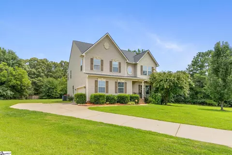Exterior - 205 Lily Ct, Easley, SC 29642 photo 3 of 7