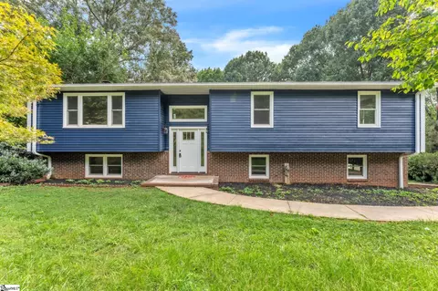106 Keene Dr, Travelers Rest, SC 29690