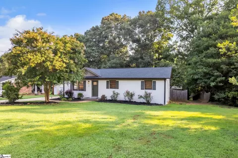 170 Oak Hill Dr, Piedmont, SC 29673