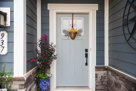 Entry Way - 937 Jade Way, Moore, SC 29369 photo 1 of 7