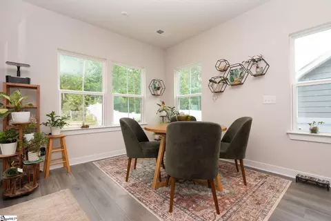 Dining - 937 Jade Way, Moore, SC 29369 photo 2 of 2