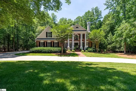 142 Birkdale Dr, Spartanburg, SC 29306