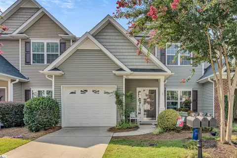 184 Shady Grove Dr, Simpsonville, SC 29681